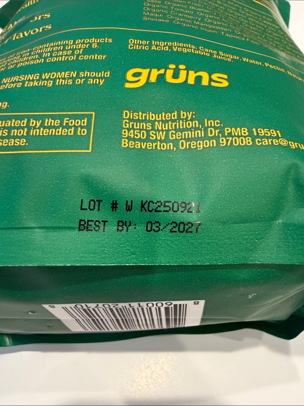 NEW Gruns Adult Super Greens Gummies, Multivitamin Superfood Gummy Bears 28 Pack - Picture 3 of 4